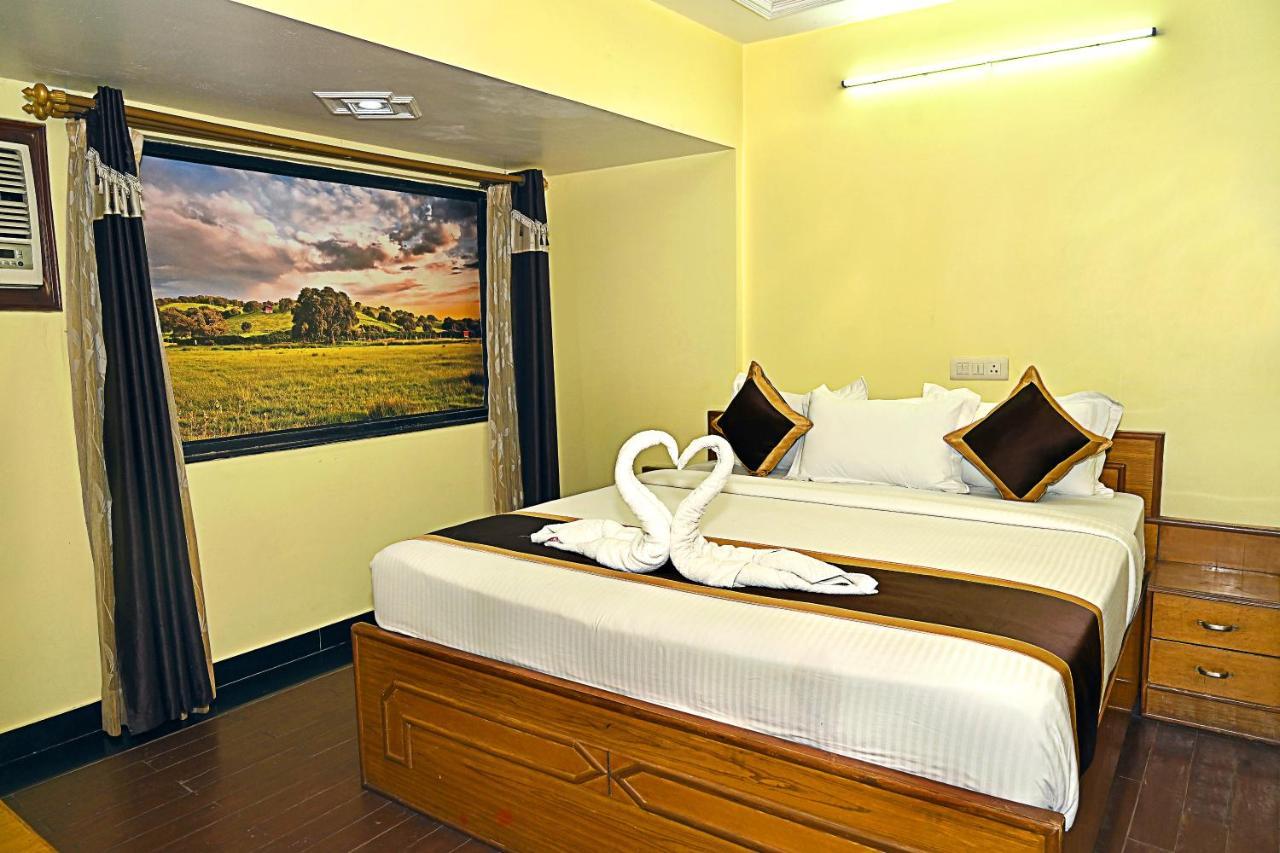 Hotel Rajhans International Bhāgalpur Exterior foto